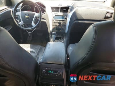 Zdjęcie 8 z 13 samochodu: 2012 CHEVROLET TRAVERSE LT VIN:1GNKRJED9CJ271631 - miniatura