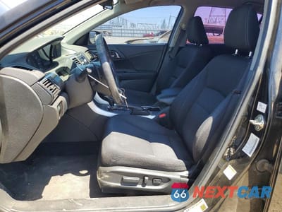 Zdjęcie 7 z 12 samochodu: 2015 HONDA ACCORD SPORT VIN:1HGCR2F53FA134121 - miniatura