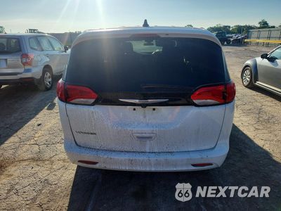 Zdjęcie 6 z 12 samochodu: 2022 CHRYSLER VOYAGER VIN:2C4RC1CG2NR225188 - miniatura