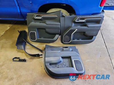 Zdjęcie 12 z 13 samochodu: 2026 CHEVROLET SILVERADO K1500 RST VIN:1GCUKEEDXTZ134891 - miniatura