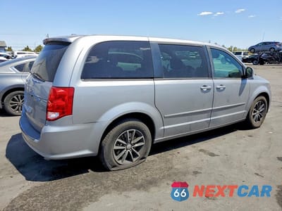 Trzecie zdjęcie samochodu z tyłu: 2017 DODGE GRAND CARAVAN SE VIN:2C4RDGBG9HR601553 - miniatura