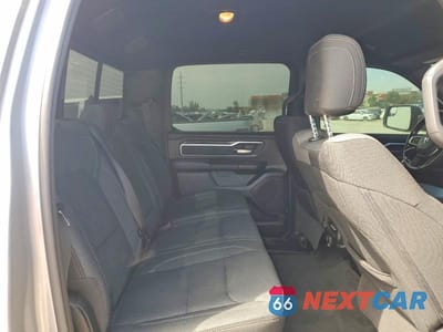 Zdjęcie 10 z 12 samochodu: 2020 RAM 1500 BIG HORN VIN:1C6SRFFT4LN341483 - miniatura