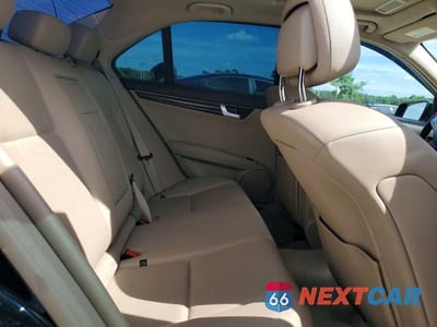 Zdjęcie 11 z 13 samochodu: 2014 MERCEDES-BENZ C 300 4MATIC VIN:WDDGF8AB9EA953051 - miniatura