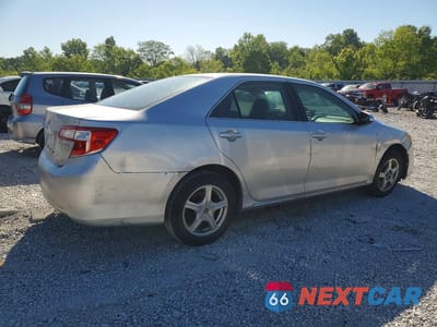 Trzecie zdjęcie samochodu z tyłu: 2012 TOYOTA CAMRY LE VIN:4T1BF1FK9CU094717 - miniatura