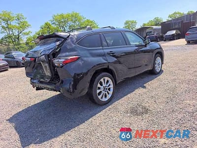 Czwarte zdjęcie samochodu z boku: 2023 TOYOTA HIGHLANDER HYBRID VIN:5TDYARAH2PS519034 - miniatura