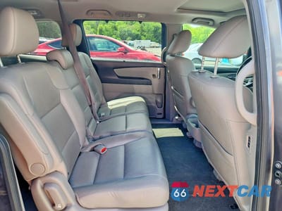 Zdjęcie 11 z 14 samochodu: 2017 HONDA ODYSSEY EXL VIN:5FNRL5H62HB014676 - miniatura