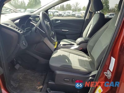 Zdjęcie 7 z 12 samochodu: 2016 FORD ESCAPE SE VIN:1FMCU9G99GUC00447 - miniatura