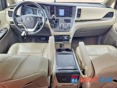 Zdjęcie 8 z 13 samochodu: 2019 TOYOTA SIENNA XLE PREMIUM 8-PASSENGER VIN:5TDYZ3DC6KS975827 - miniatura