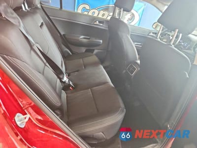 Zdjęcie 10 z 12 samochodu: 2019 KIA SPORTAGE LX VIN:KNDPMCAC8K7605438 - miniatura