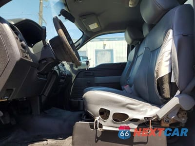 Zdjęcie 7 z 13 samochodu: 2013 FORD F-150 BOX TRUCK VIN:1FTMF1CMXDKE77050 - miniatura