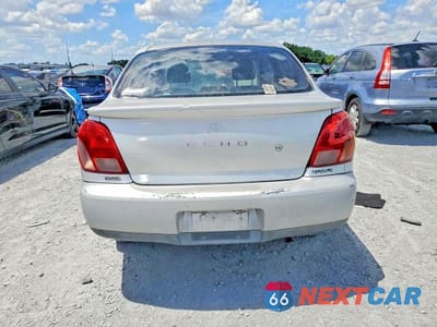 Zdjęcie 6 z 12 samochodu: 2001 TOYOTA ECHO BASE VIN:JTDAT123110100876 - miniatura