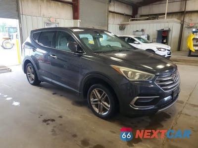 Czwarte zdjęcie samochodu z boku: 2017 HYUNDAI SANTA FE SPORT 2.4L VIN:5XYZT3LB3HG462491 - miniatura