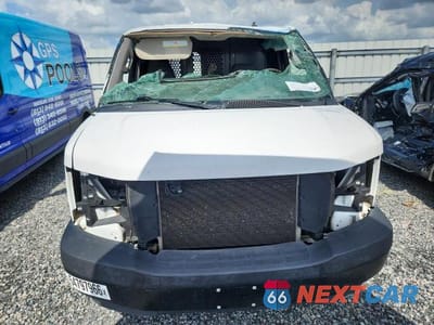 Piąte zdjęcie samochodu w środku: 2021 CHEVROLET EXPRESS G2500 VIN:1GCWGAFPXM1266450 - miniatura