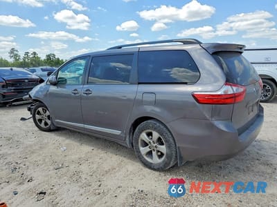 Drugie zdjęcie samochodu z przodu: 2017 TOYOTA SIENNA LE VIN:5TDKZ3DC9HS847340 - miniatura