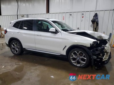 Czwarte zdjęcie samochodu z boku: 2024 BMW X3 XDRIVE30I VIN:WBX57DP0XRN313929 - miniatura