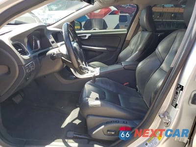 Zdjęcie 7 z 12 samochodu: 2016 VOLVO V60 CROSS COUNTRY PLATINUM VIN:YV4612HM6G1003397 - miniatura