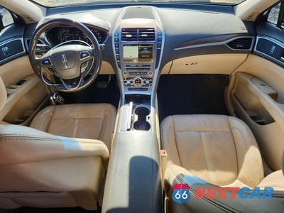 Zdjęcie 8 z 12 samochodu: 2017 LINCOLN MKZ RESERVE VIN:3LN6L5F90HR659689 - miniatura