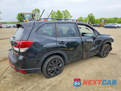 Trzecie zdjęcie samochodu z tyłu: 2022 SUBARU FORESTER SPORT VIN:JF2SKAJC6NH490438 - miniatura