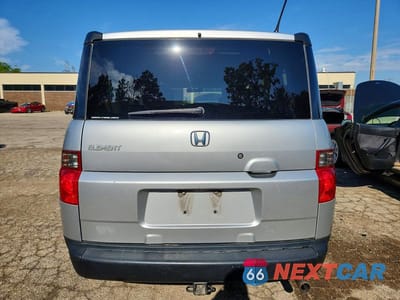 Zdjęcie 6 z 13 samochodu: 2006 HONDA ELEMENT EX VIN:5J6YH28726L003833 - miniatura