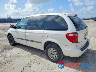 Drugie zdjęcie samochodu z przodu: 2006 CHRYSLER TOWN & COUNTRY VIN:1A4GP45R26B753741 - miniatura