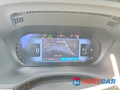 Zdjęcie 9 z 12 samochodu: 2026 VOLVO XC60 CORE VIN:YV4M12RJ8T1463019 - miniatura