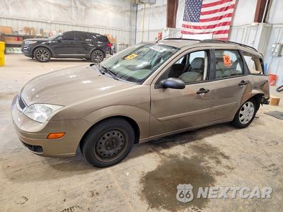 2005 FORD FOCUS ZXW 1FAFP36N25W282811 - główne zdjęcie licytacji z USA - miniatura