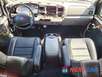 Zdjęcie 8 z 12 samochodu: 2005 FORD F350 SUPER DUTY VIN:1FTWW32P65EB95259 - miniatura