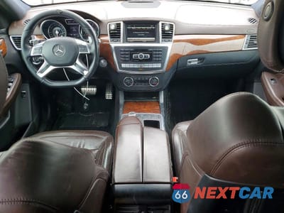 Zdjęcie 8 z 13 samochodu: 2013 MERCEDES-BENZ ML 63 AMG VIN:4JGDA7EB4DA176417 - miniatura