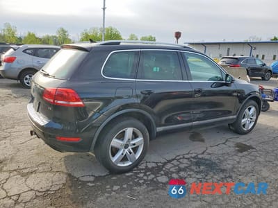 Trzecie zdjęcie samochodu z tyłu: 2013 VOLKSWAGEN TOUAREG V6 VIN:WVGEF9BP5DD007314 - miniatura