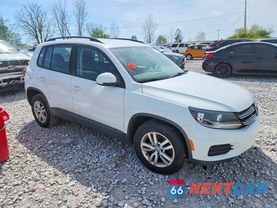 Czwarte zdjęcie samochodu z boku: 2015 VOLKSWAGEN TIGUAN S VIN:WVGBV7AX0FW512888 - miniatura