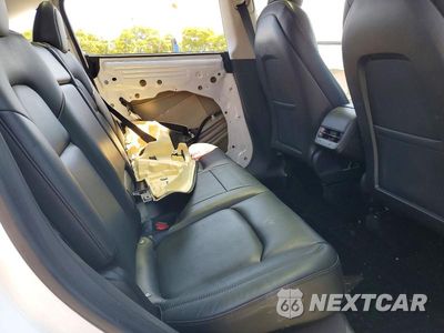 Zdjęcie 10 z 12 samochodu: 2021 TESLA MODEL Y VIN:5YJYGDEE8MF110070 - miniatura