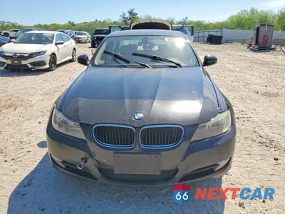 Piąte zdjęcie samochodu w środku: 2010 BMW 328 XI SULEV VIN:WBAPK5C50AA652977 - miniatura