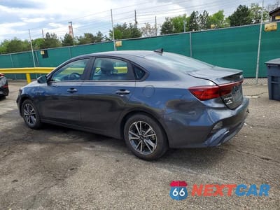 Drugie zdjęcie samochodu z przodu: 2024 KIA FORTE LX, LXS VIN:3KPF24AD5RE811455 - miniatura
