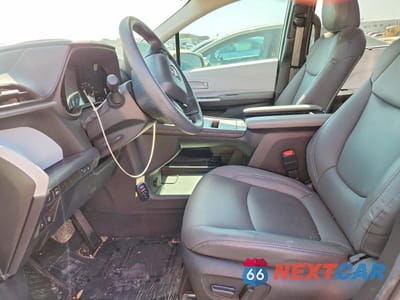 Zdjęcie 7 z 14 samochodu: 2025 TOYOTA SIENNA LE VIN:5TDKRKEC5SS227021 - miniatura