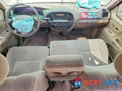 Zdjęcie 8 z 12 samochodu: 2001 TOYOTA TUNDRA SR5 VIN:5TBRT34171S153095 - miniatura