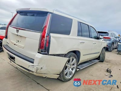 Trzecie zdjęcie samochodu z tyłu: 2015 CADILLAC ESCALADE PREMIUM VIN:1GYS3CKJ8FR201053 - miniatura