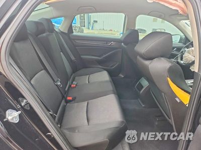 Zdjęcie 10 z 12 samochodu: 2021 HONDA ACCORD LX VIN:1HGCV1F14MA040474 - miniatura