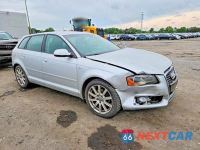 Czwarte zdjęcie samochodu z boku: 2011 AUDI A3 PREMIUM PLUS VIN:WAUKJBFM7BA127415 - miniatura