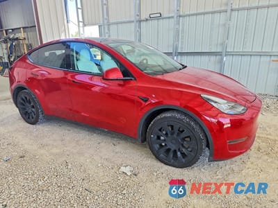 Czwarte zdjęcie samochodu z boku: 2021 TESLA MODEL Y VIN:5YJYGDEE5MF187544 - miniatura