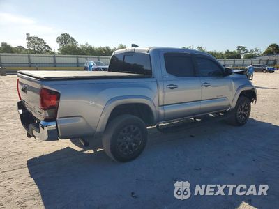 Trzecie zdjęcie samochodu z tyłu: 2021 TOYOTA TACOMA SR5 V6 VIN:5TFAZ5CN4MX100467 - miniatura