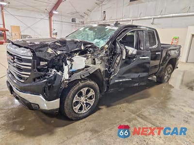 2025 GMC SIERRA K1500 SLT 3GTUUDED7SG307236 - główne zdjęcie licytacji z USA - miniatura