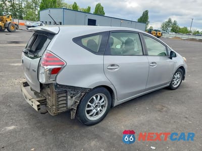 Trzecie zdjęcie samochodu z tyłu: 2016 TOYOTA PRIUS V TWO VIN:JTDZN3EU2GJ046200 - miniatura