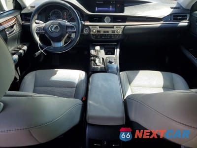 Zdjęcie 8 z 13 samochodu: 2018 LEXUS ES 350 BASE VIN:58ABK1GG2JU091525 - miniatura