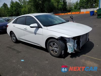 Czwarte zdjęcie samochodu z boku: 2024 HYUNDAI ELANTRA SE VIN:KMHLL4DG0RU814721 - miniatura