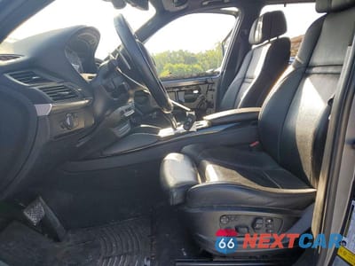 Zdjęcie 7 z 12 samochodu: 2010 BMW X5 M VIN:5YMGY0C5XALK25662 - miniatura