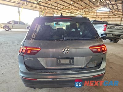 Zdjęcie 6 z 13 samochodu: 2018 VOLKSWAGEN TIGUAN SE VIN:3VV3B7AX0JM043877 - miniatura