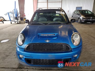 Piąte zdjęcie samochodu w środku: 2011 MINI COOPER S CLUBMAN VIN:WMWZG3C52BTY31381 - miniatura