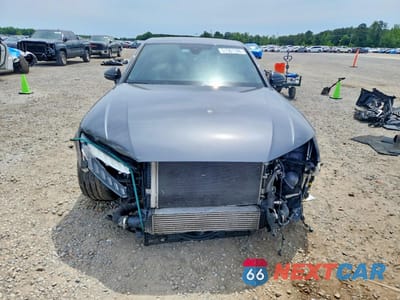 Piąte zdjęcie samochodu w środku: 2022 AUDI A4 PREMIUM PLUS 45 VIN:WAUEAAF43NN007244 - miniatura