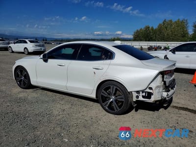 Drugie zdjęcie samochodu z przodu: 2019 VOLVO S60 T6 INSCRIPTION VIN:7JRA22TL1KG010838 - miniatura