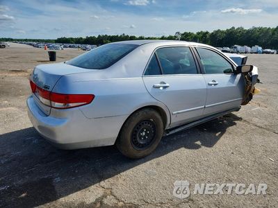 Trzecie zdjęcie samochodu z tyłu: 2004 HONDA ACCORD LX VIN:1HGCM56334A165493 - miniatura